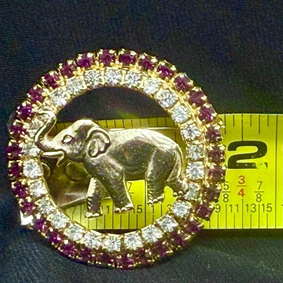 Jospeh Warner Brooch Pin Elephant Ruby Red Clear Rhinestone Gold Tone Round 1.5" - Picture 5 of 5